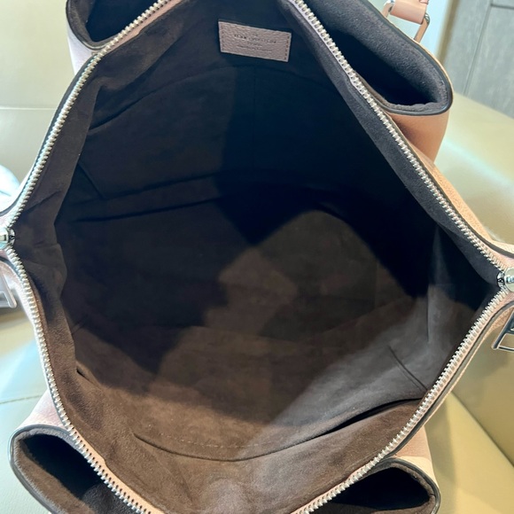 Sold x Louis Vuitton Haumea handbag - Picture 13 of 15